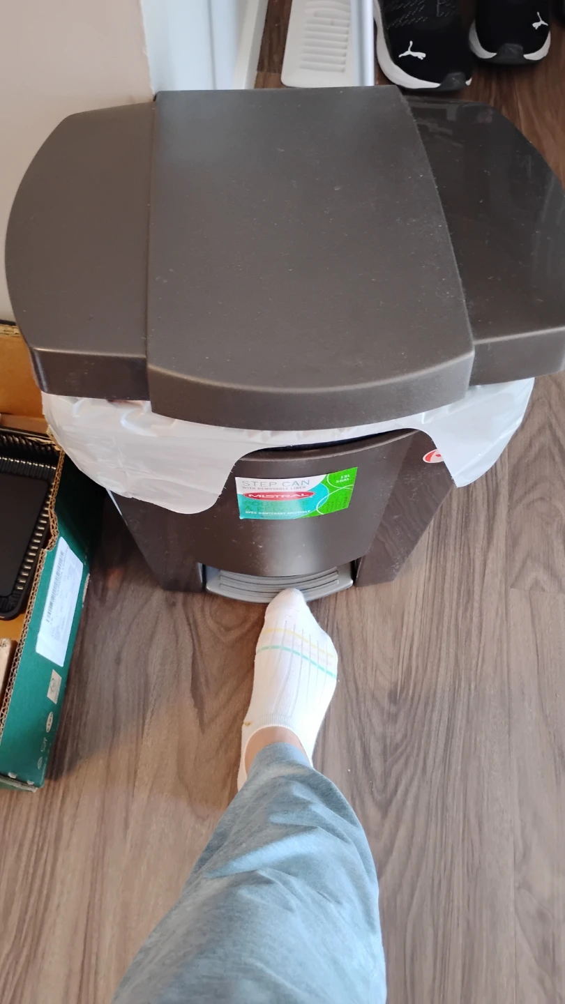 Step Trash Can with Foot Pedal – 19L - photo 2