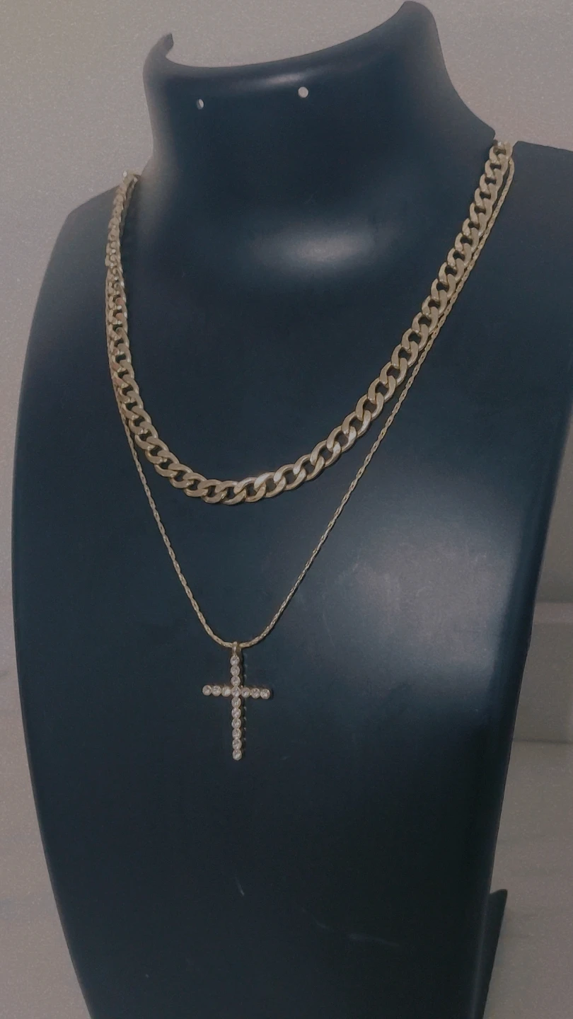 Layered Necklace with Cuban Chain and Cross Pendant