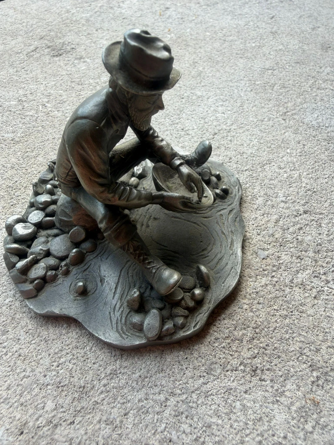 Caldwell Pewter Gold Panning Figurine