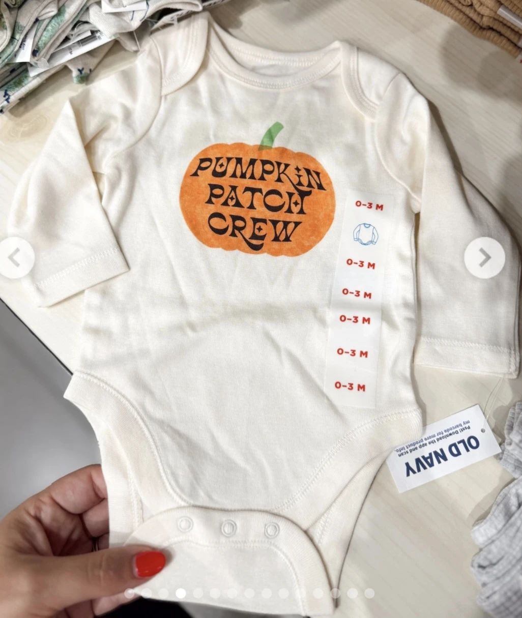 New with tags 0-3m Pumpkin Patch Crew body suit.