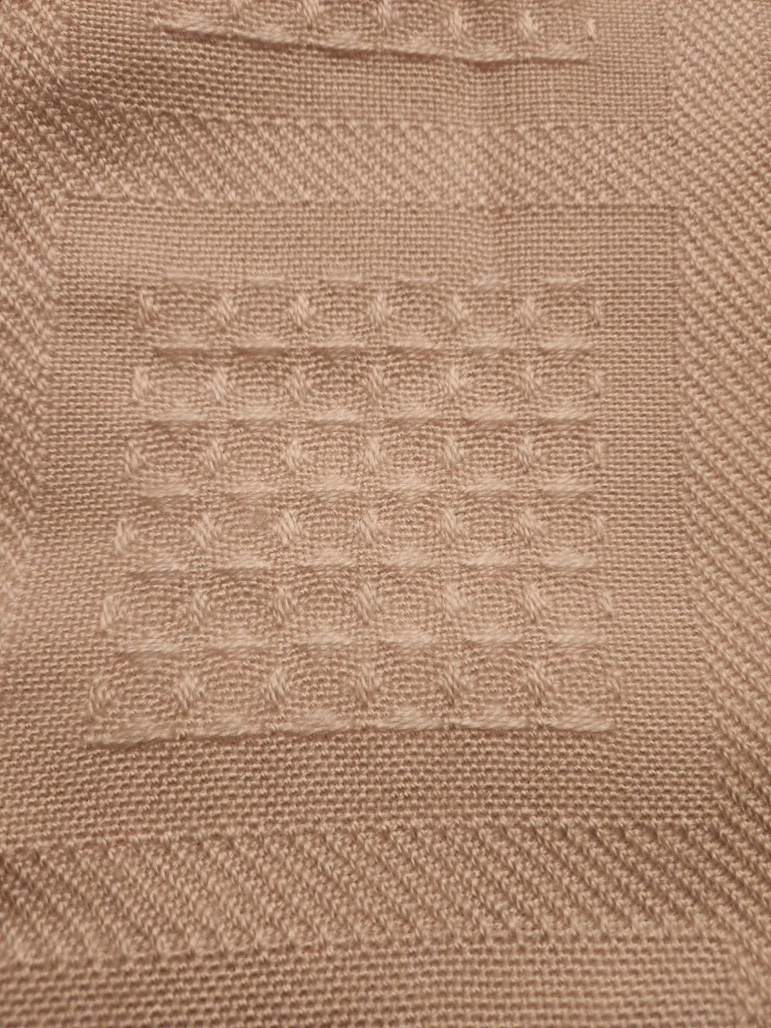 Cream Textured Bedspread with Lace Trim - photo 2