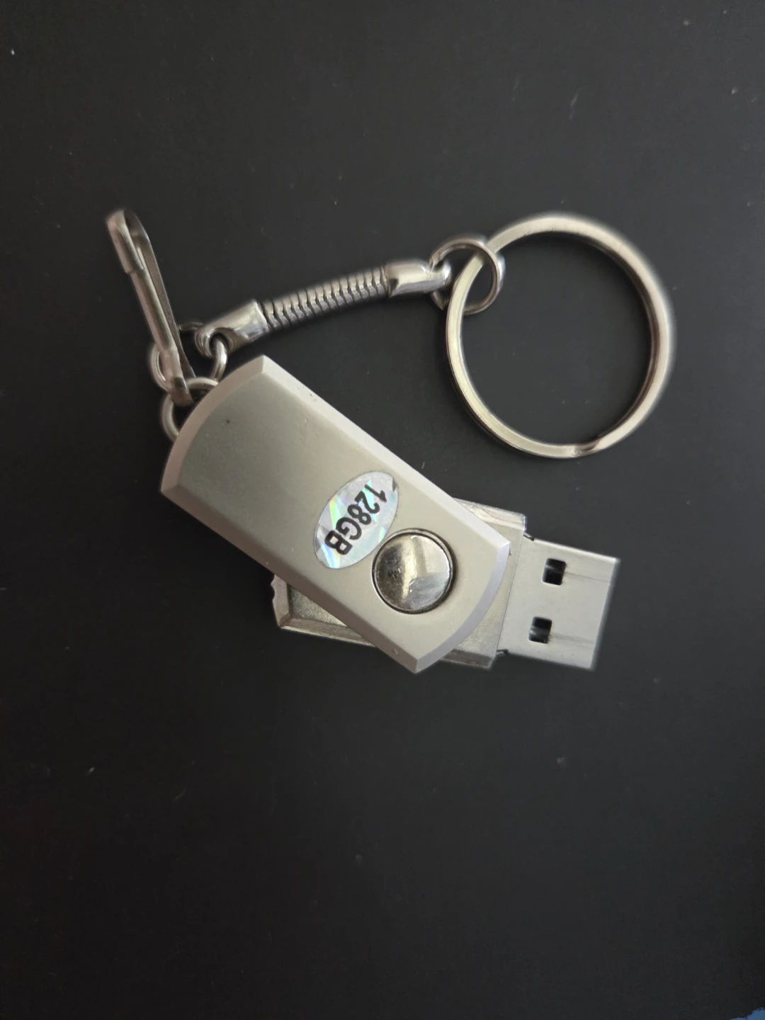 128GB USB Flash Drive with Keychain