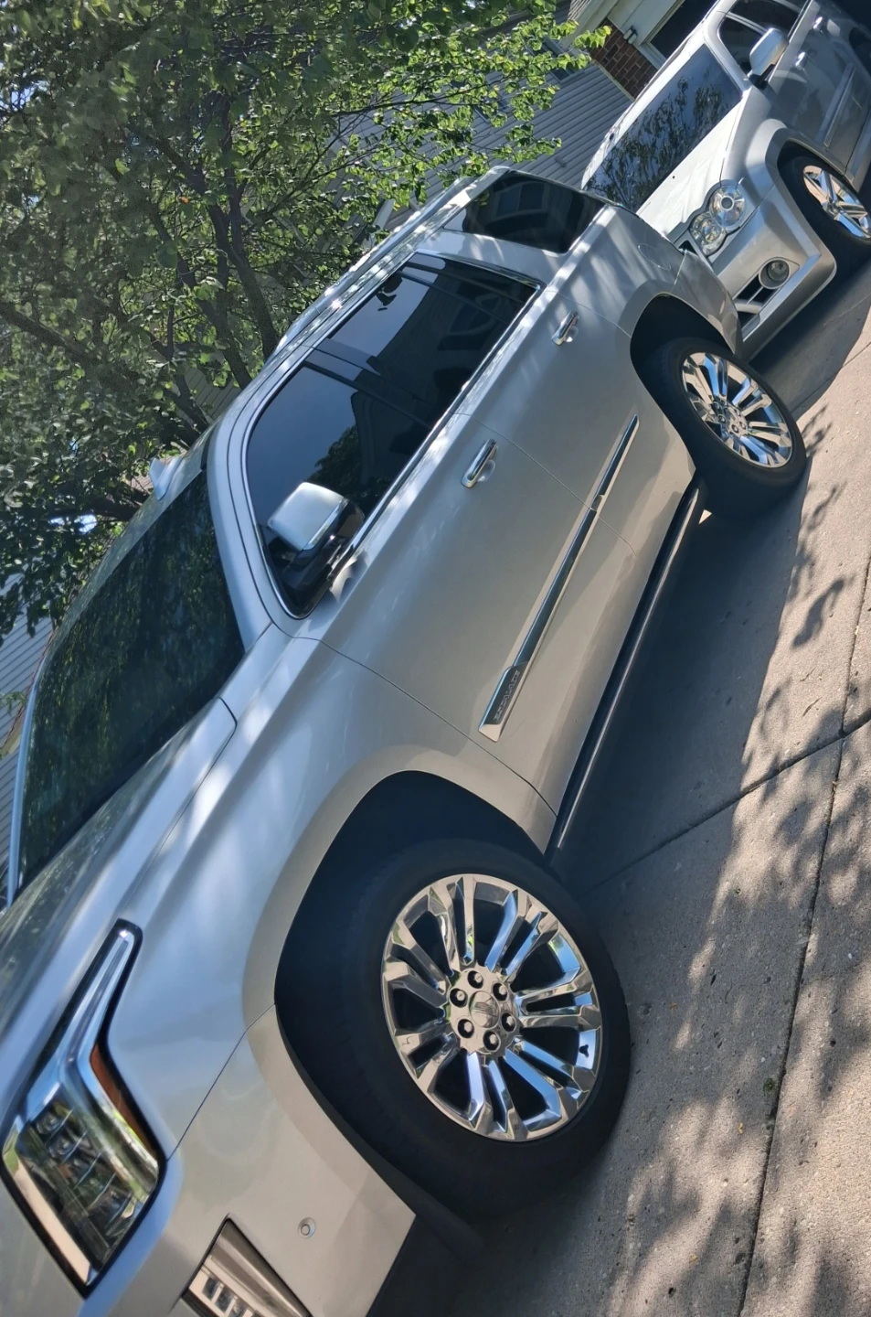 Cadillac Escalade Chrome Wheels and Tires Set