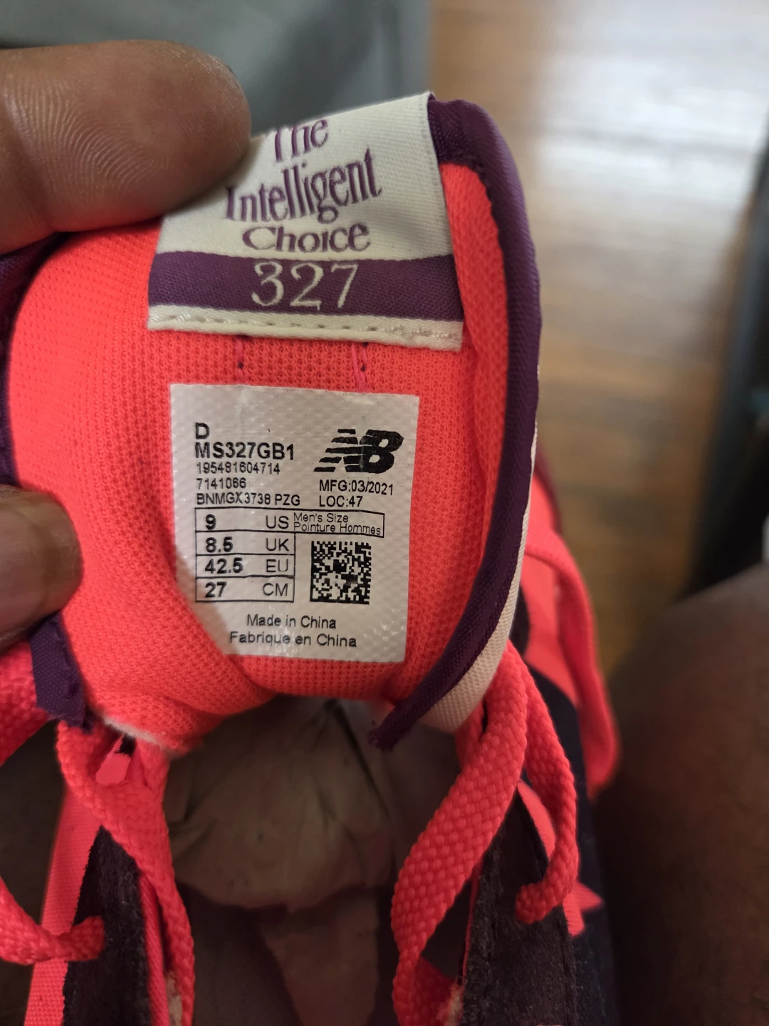 New Balance 327 "The Intelligent Choice" Sneakers - Size 9 - photo 5