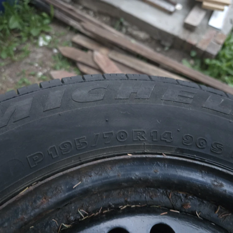 Michelin Tires P195/70R14 90S - photo 2
