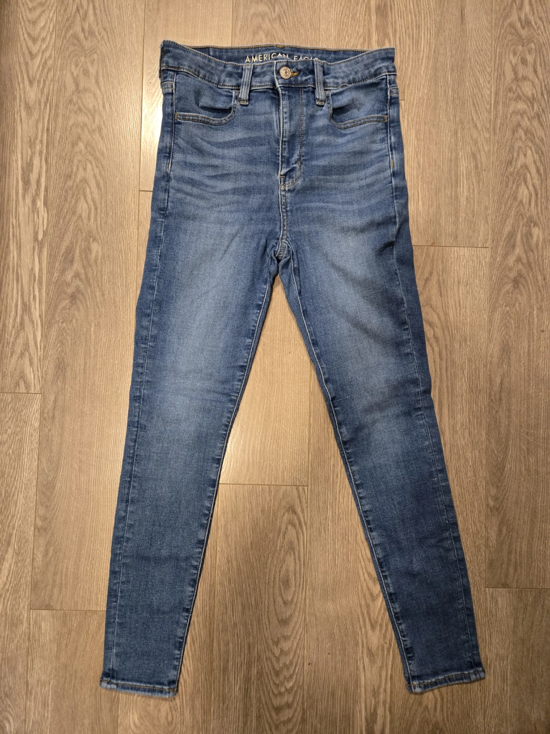 American Eagle Women's Jeans Size 4 Short