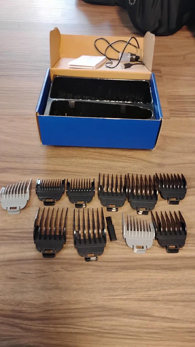 Selling my GLAKER hair clipper set! - photo 4
