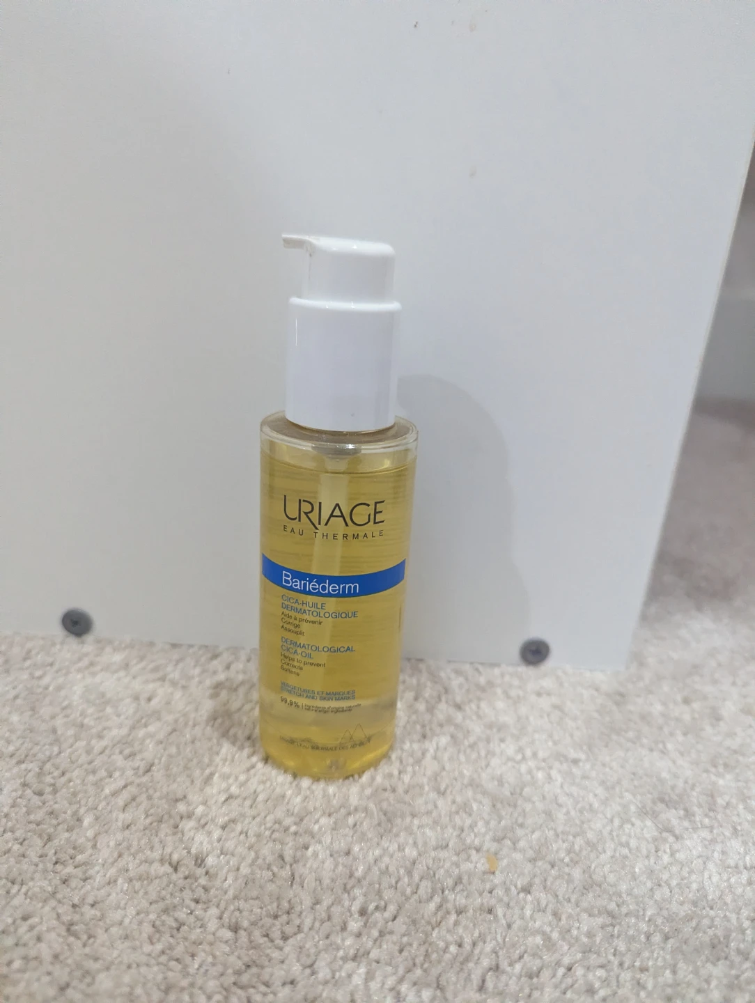 Uriage Bariéderm Dermatological Cleansing Oil
