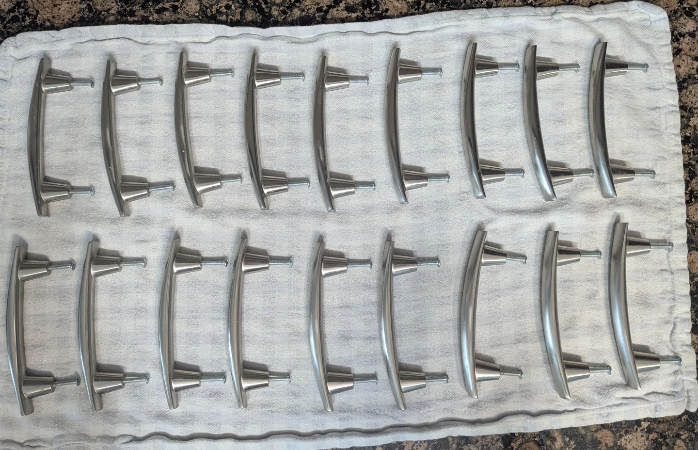 Richlieu brushed nickel handles - photo 3