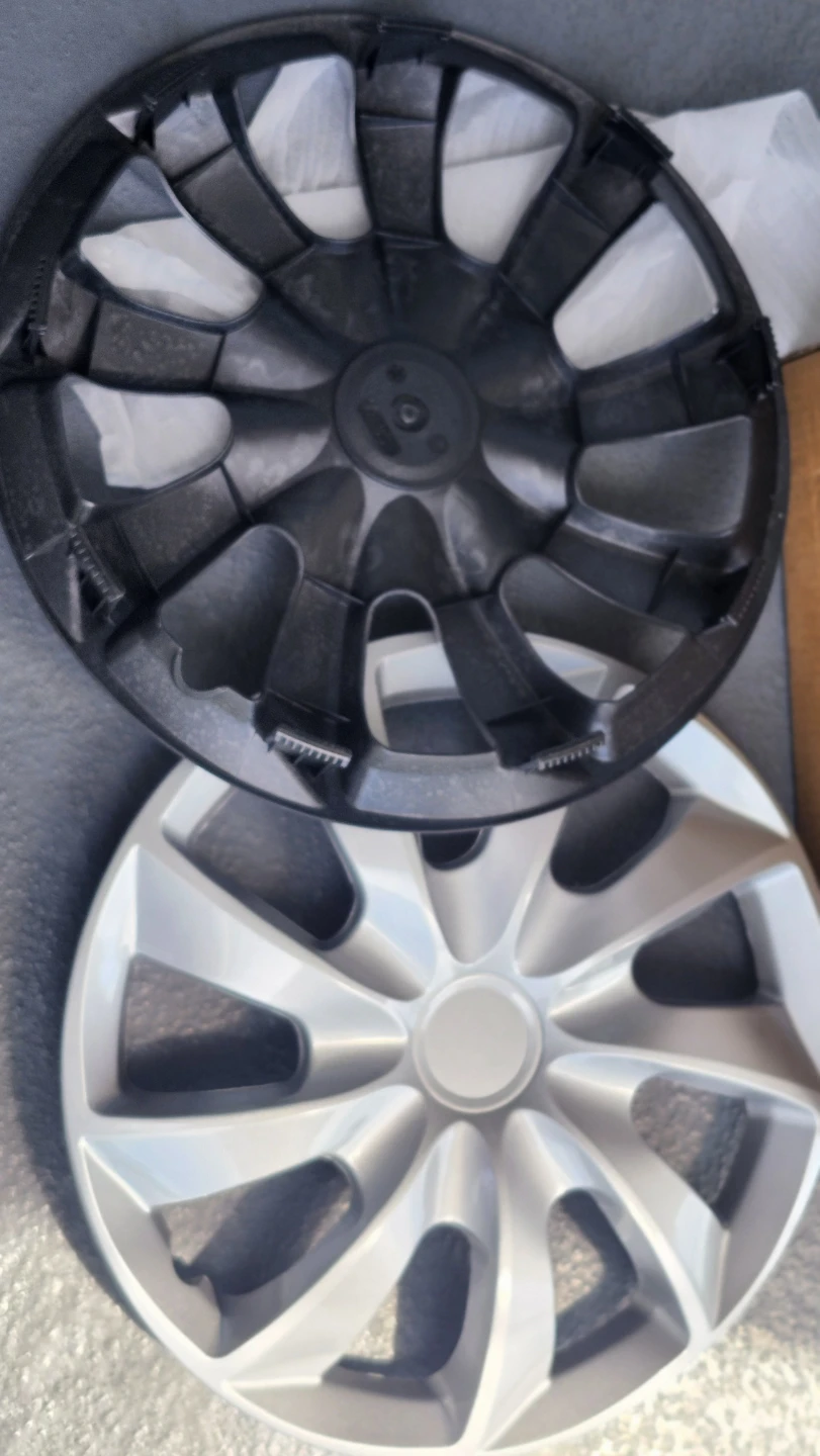 3 pieces -Shirry Group Elegant Wheel Covers - 15"