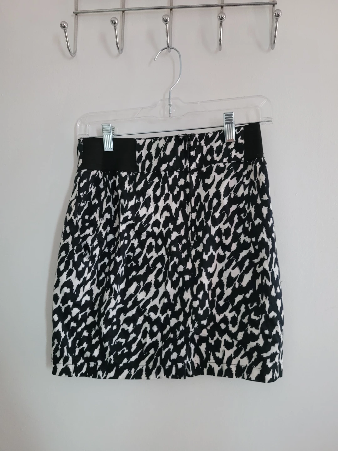 Black and white animal print mini skirt - photo 2