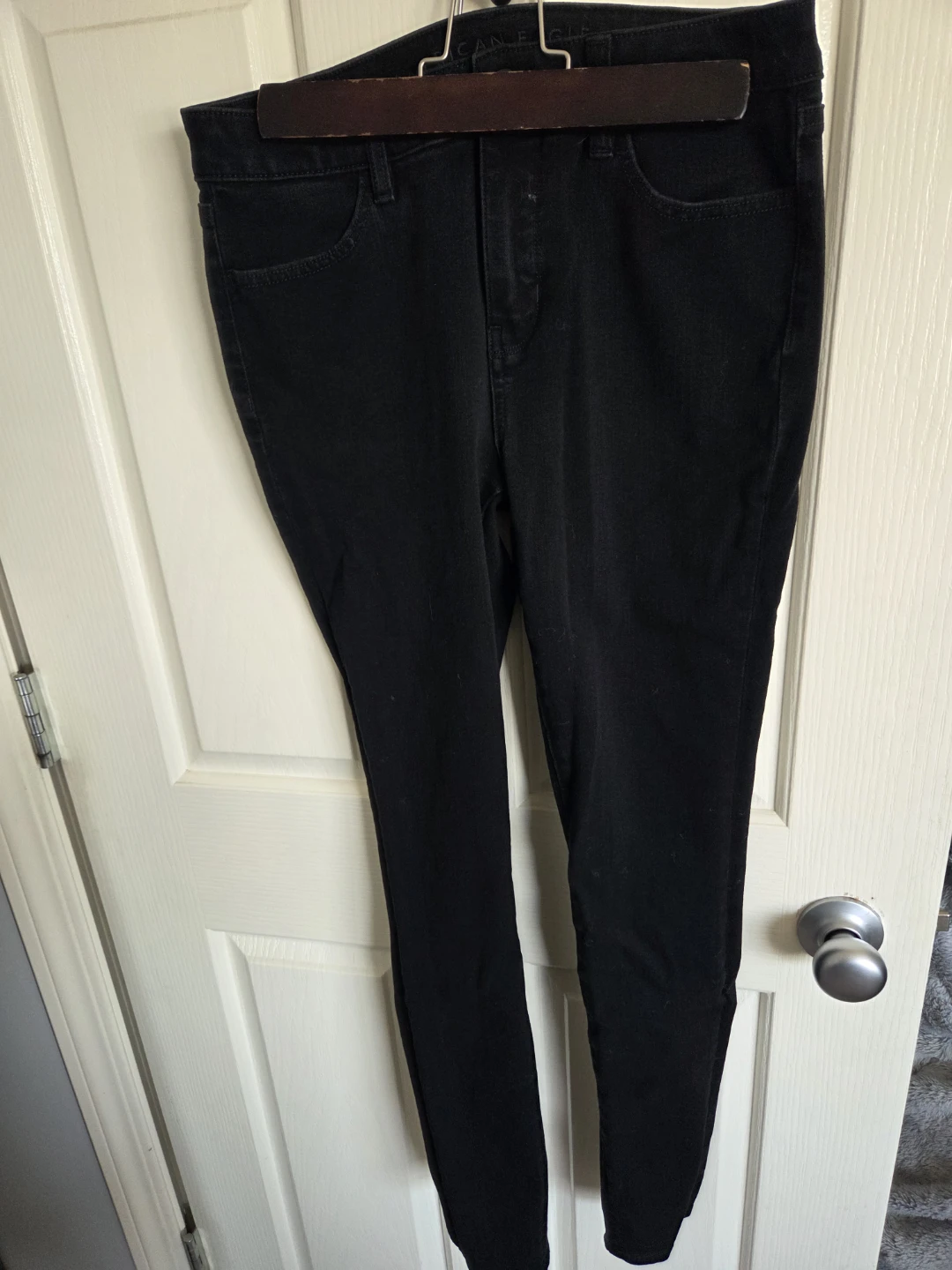 American Eagle Black Skinny Jeans
