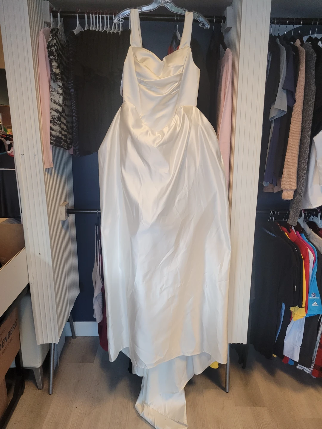 Wedding Dress - NEW!!!