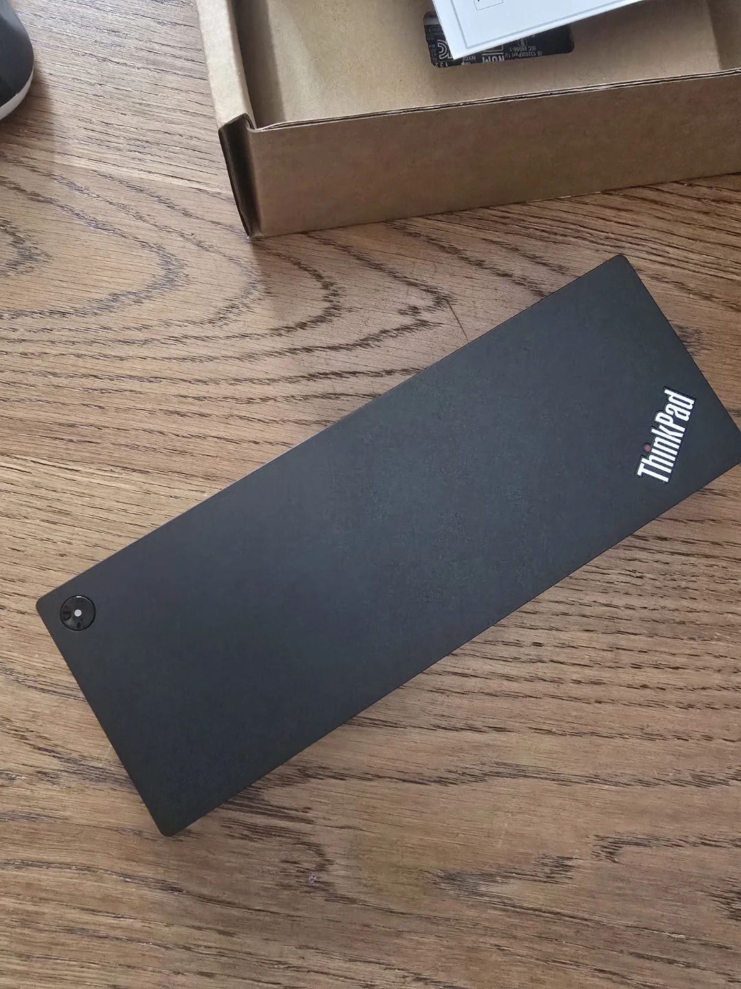 NEW Lenovo ThinkPad Universal Thunderbolt 4 Dock