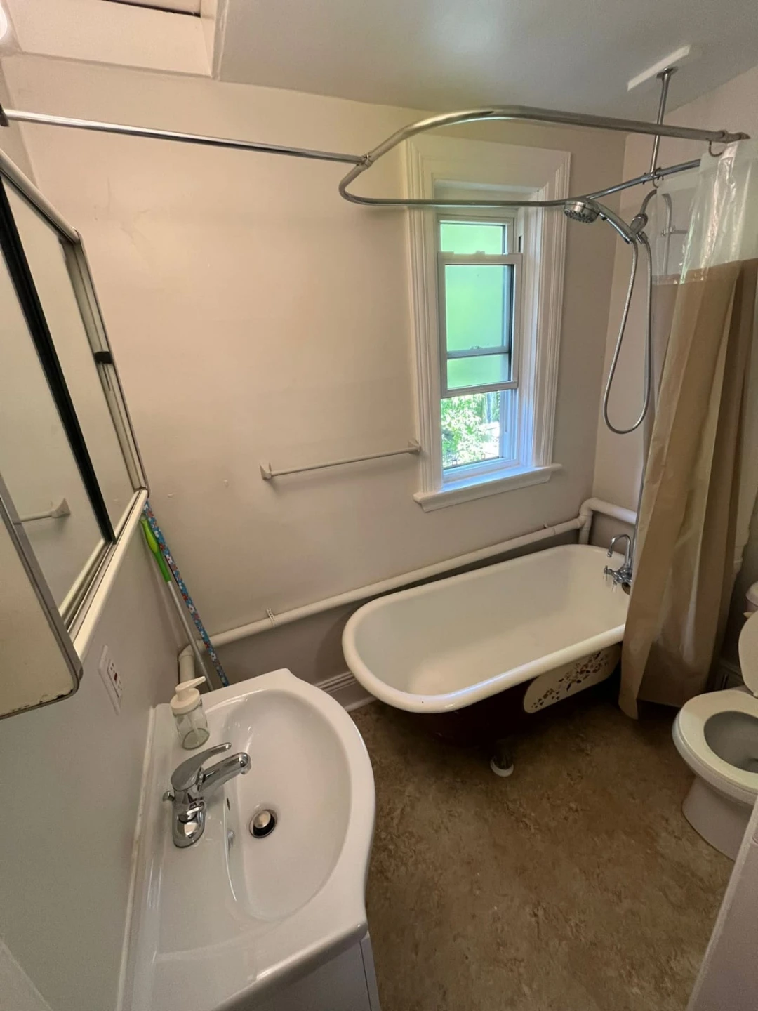 Private Room Available for rent in Perterborough/female only - photo 5