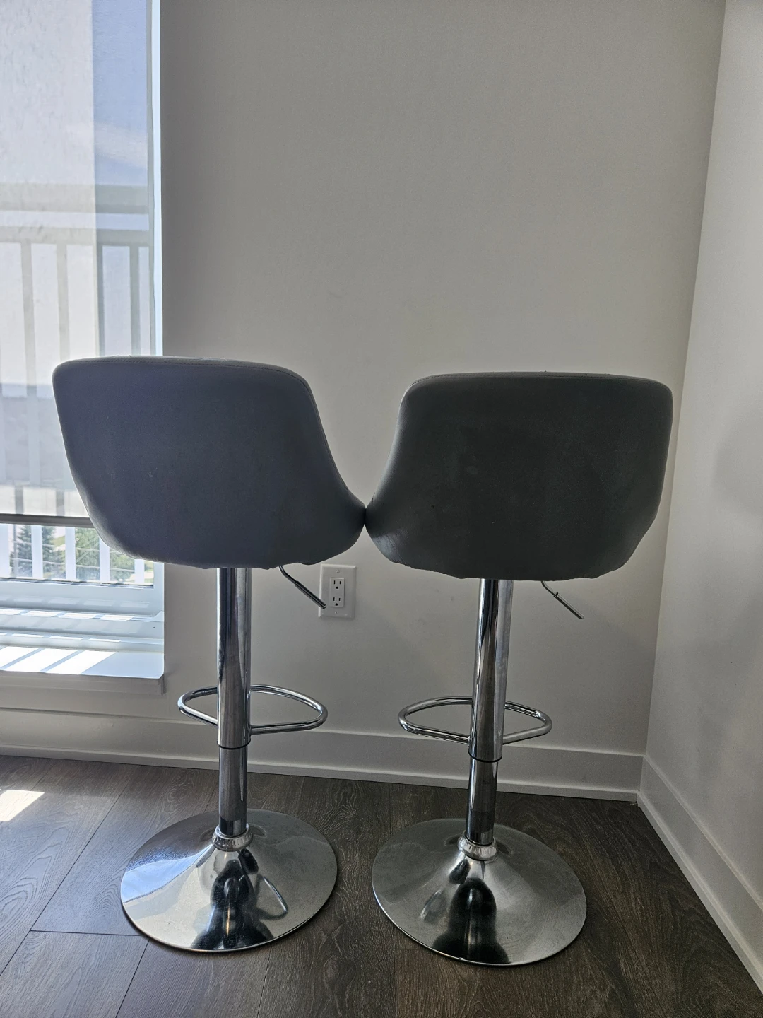 Set of 2 Grey Faux Leather Bar Stools - photo 3