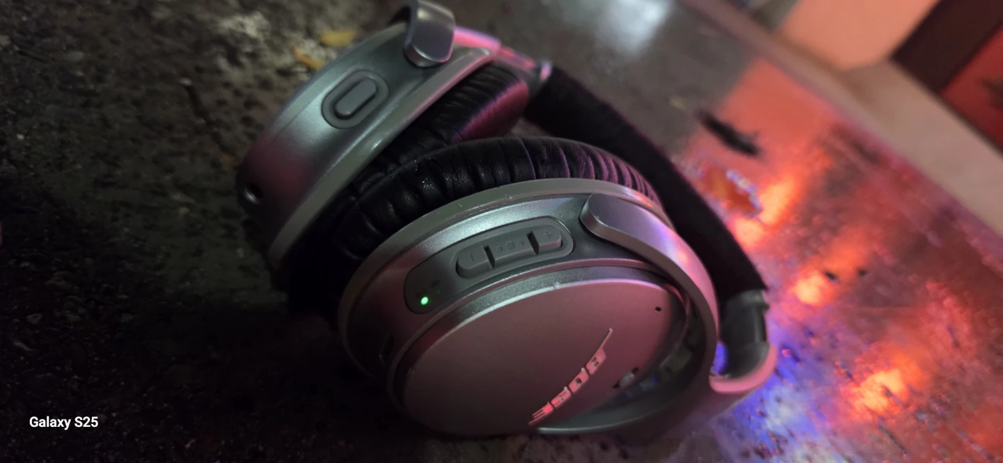 Bose QuietComfort 35 Wireless Headphones - photo 3