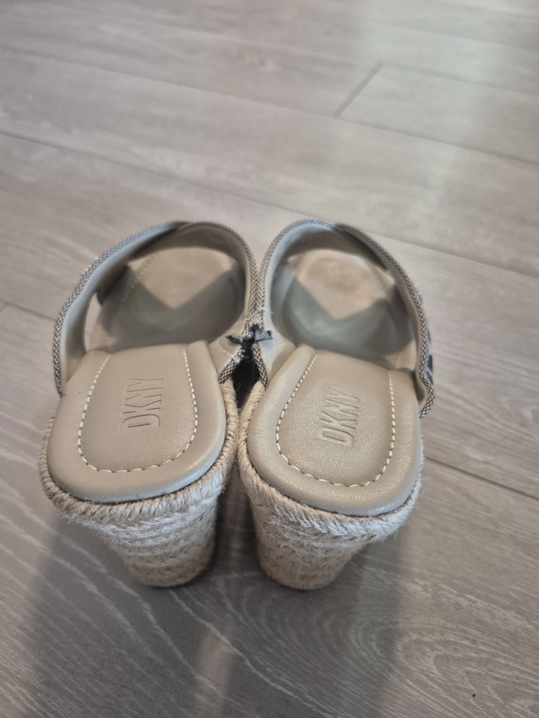 DKNY Wedge Sandals - photo 2