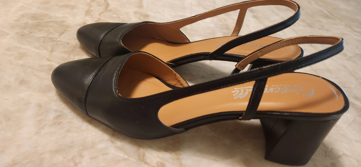 L'intervalle Black Slingback Heels Size 41 - photo 2