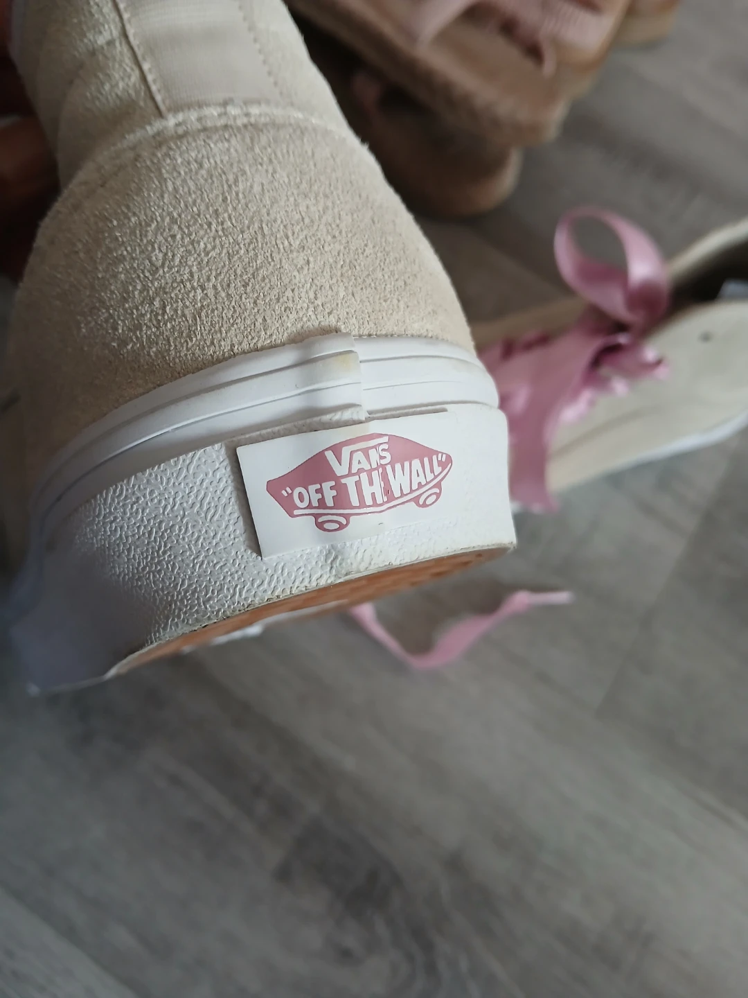 Vans Suede Sk8-Hi Platform Shoes with Pink Ribbon Laces - photo 3