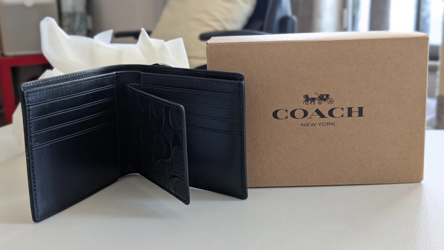 Coach Bi-fold Wallet - photo 4