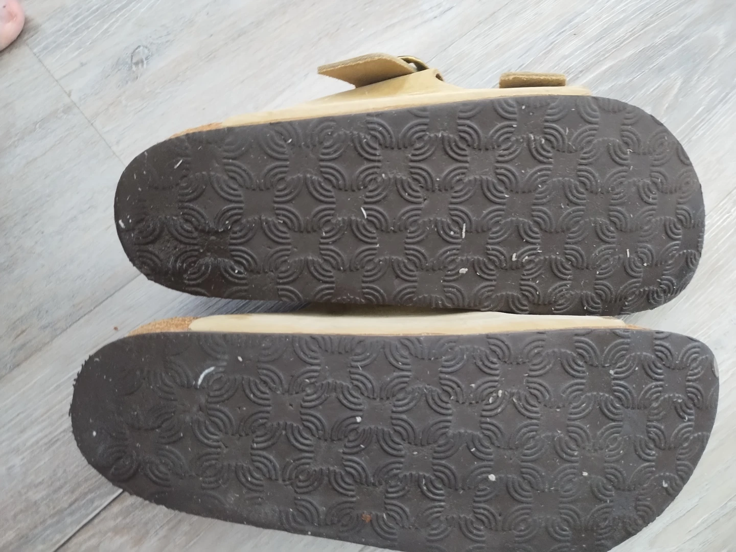 JOSEF  SEIBEL sandals SIZE 40 OR SZ9. ALL LEATHER - photo 2