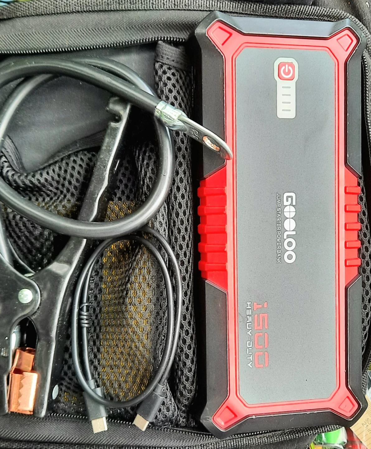 GOOLOO 1500A Heavy Duty Jump Starter Power Bank - photo 2