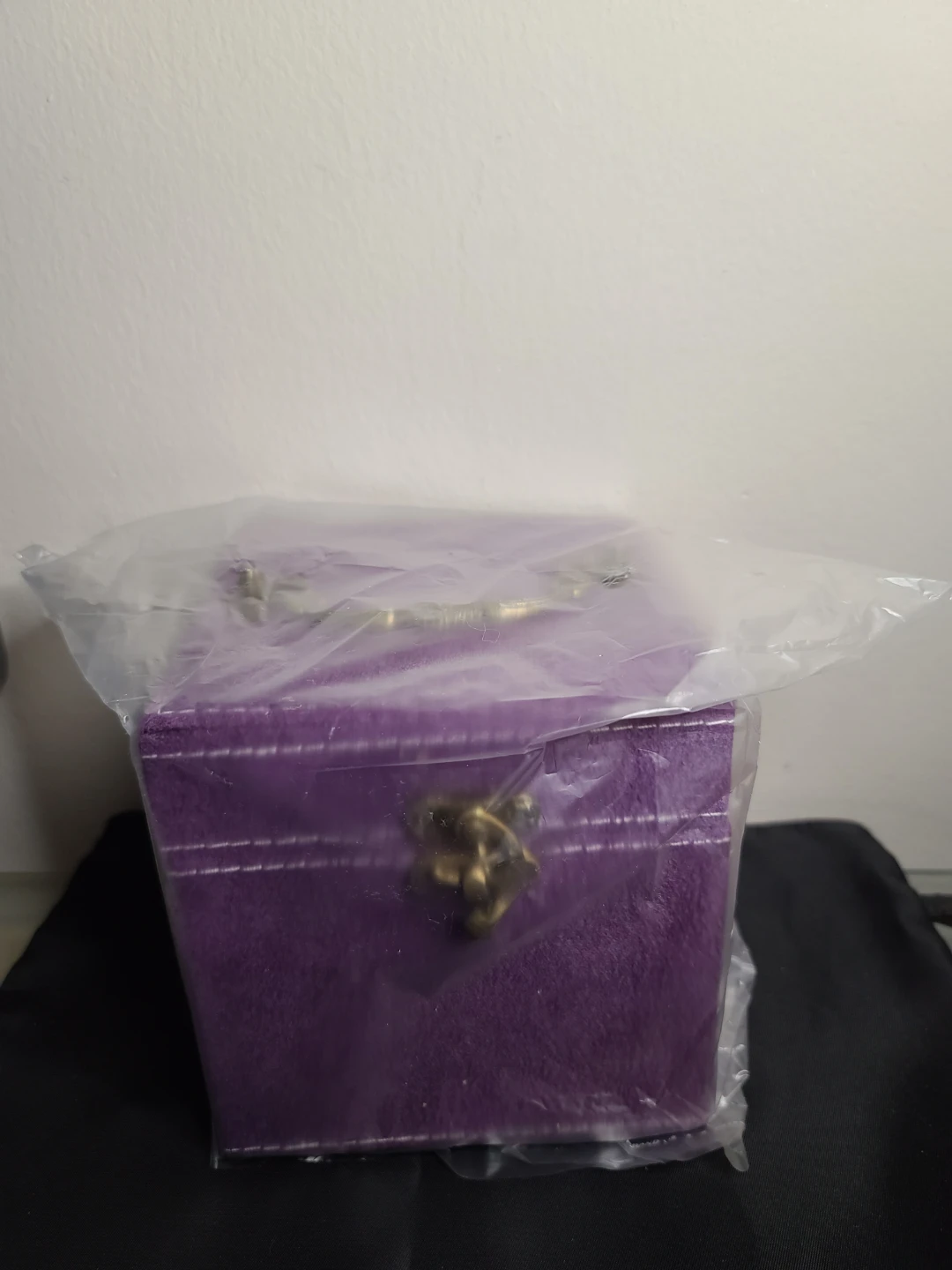 Purple Suede Jewellery Box with Mirror - photo 5