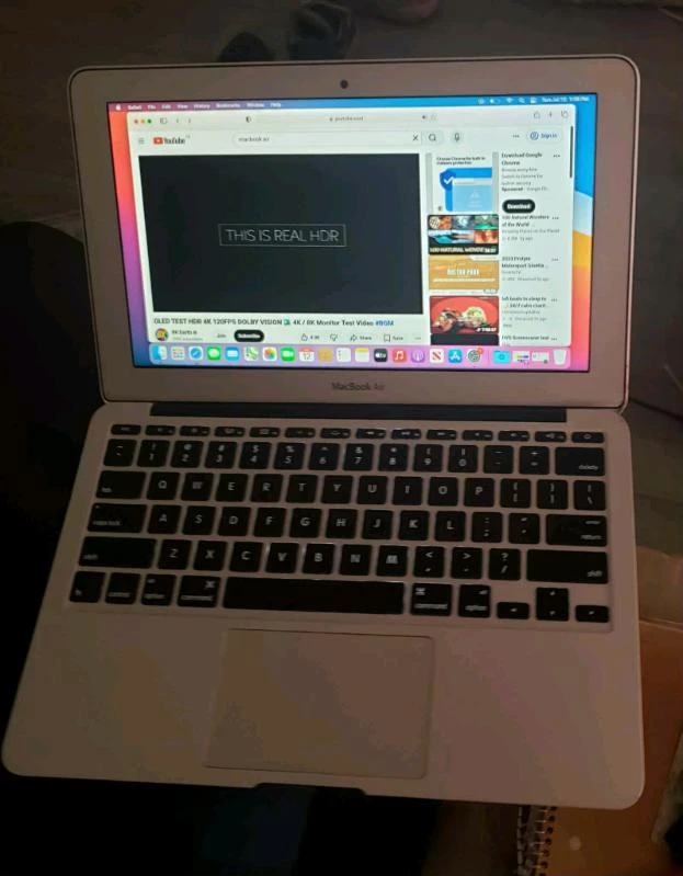 Apple MacBook Air Laptop - photo 5