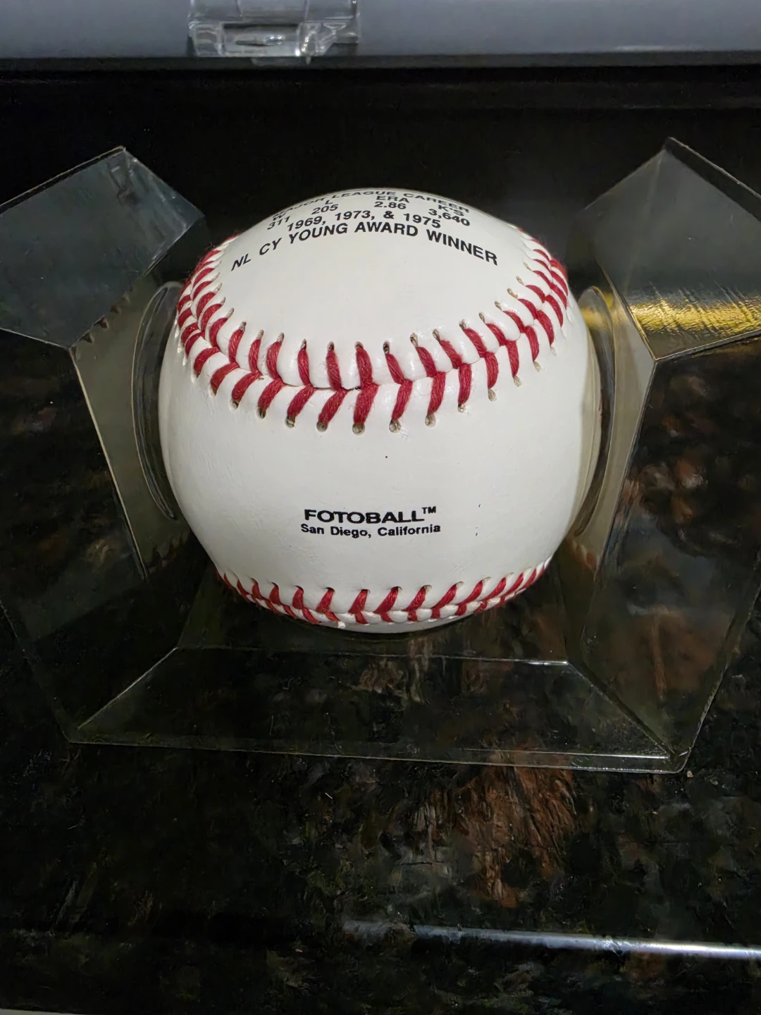 Tom Seaver 1992 Hall of Fame Commemorative Baseball - photo 5