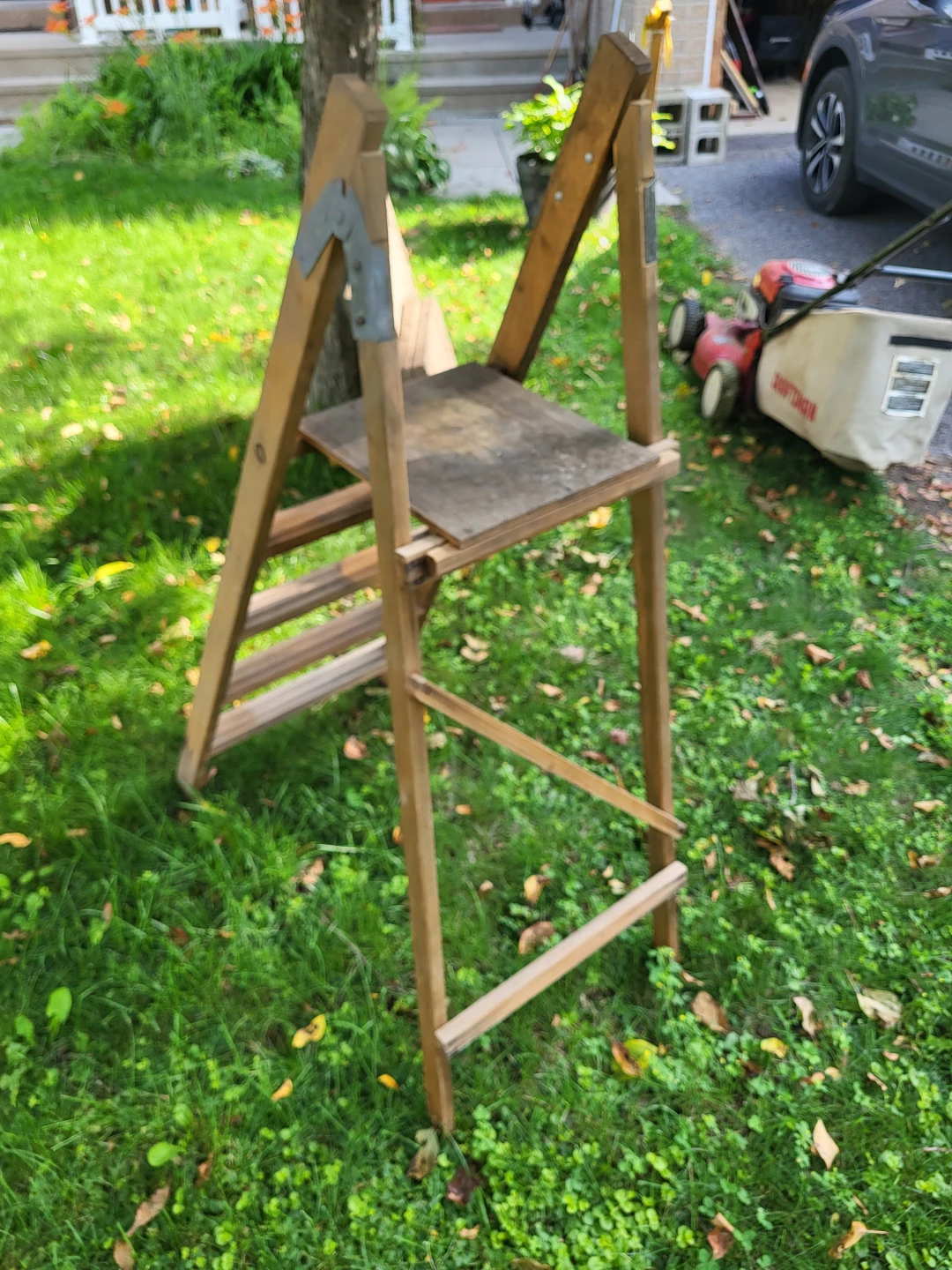 Decorative Wooden Step Ladder with Platform - photo 2