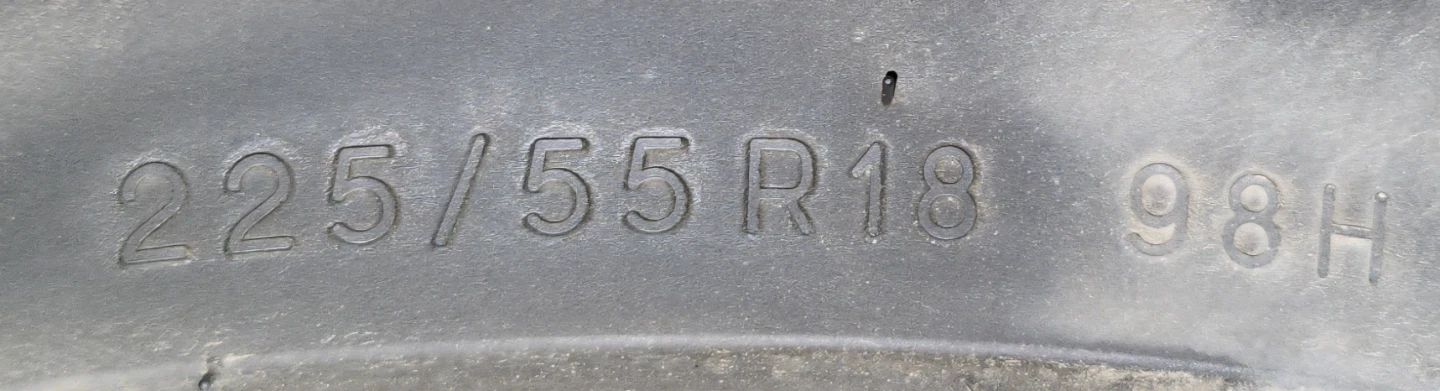 225 55 R18 All Season Tires And OEM rims 4 pcs