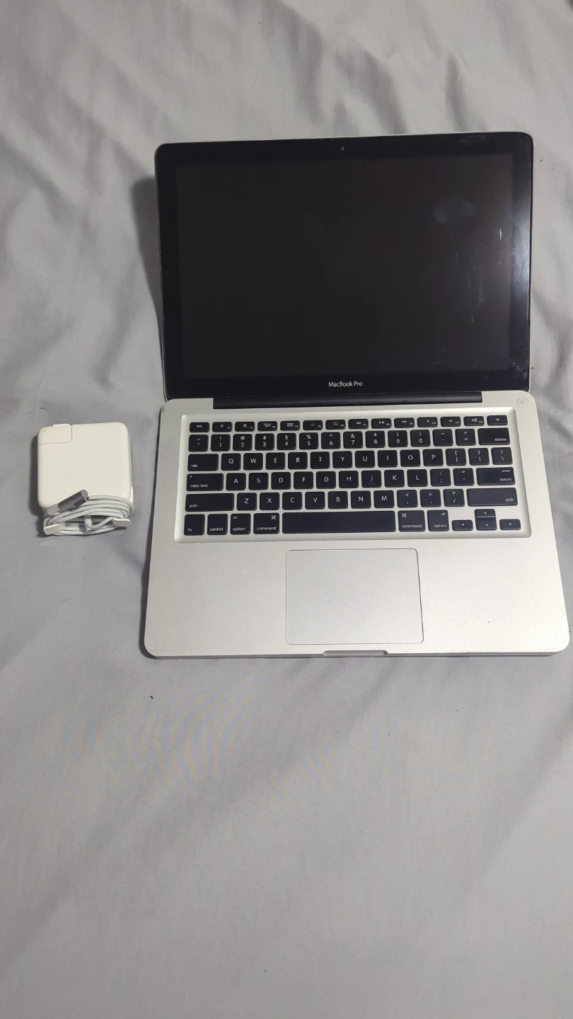 2012 non retina MacBook pro - photo 2