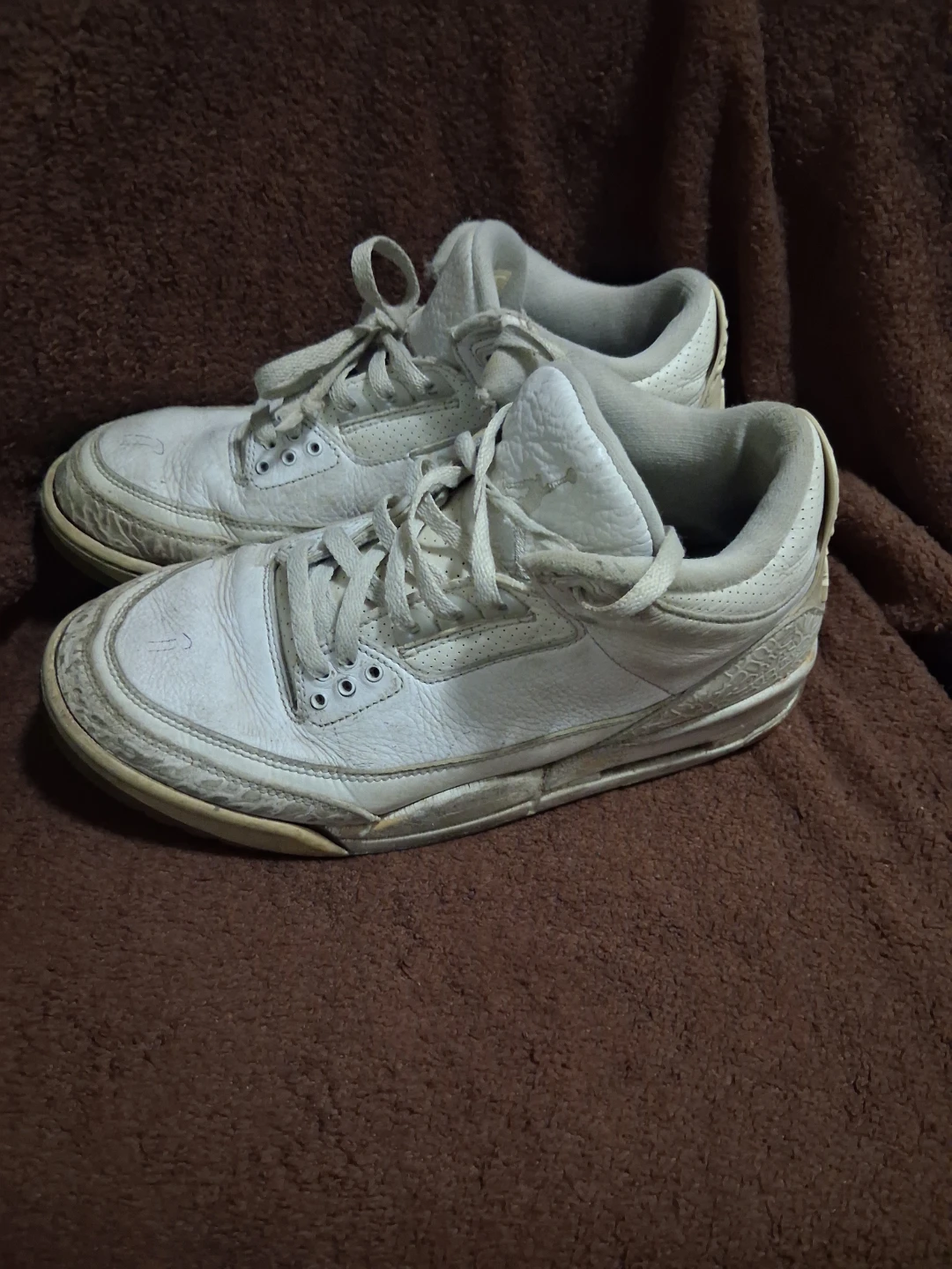 Air Jordan 3 triple white size 8