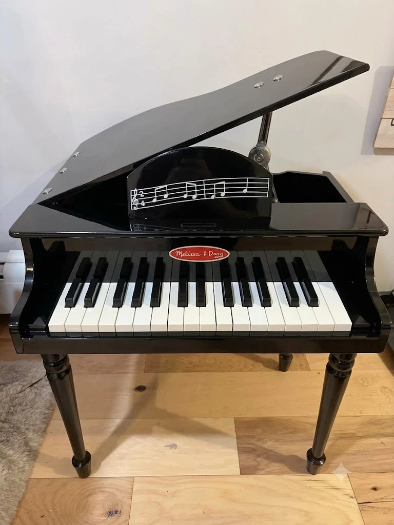 Melissa & Doug Toy Grand Piano - Black
