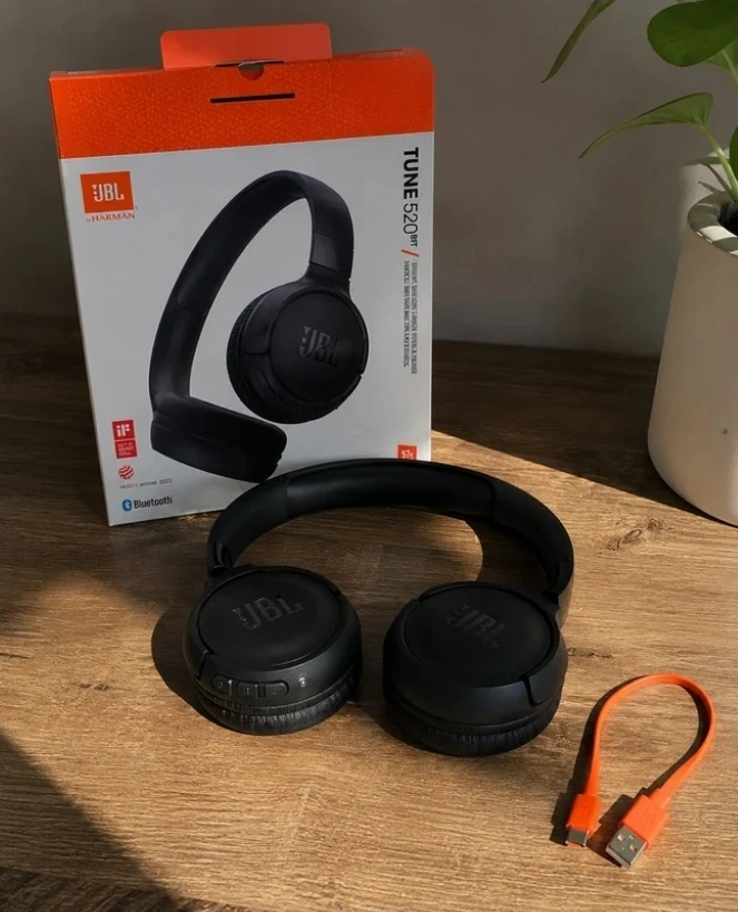 JBL Tune 520BT Wireless On-Ear Headphones