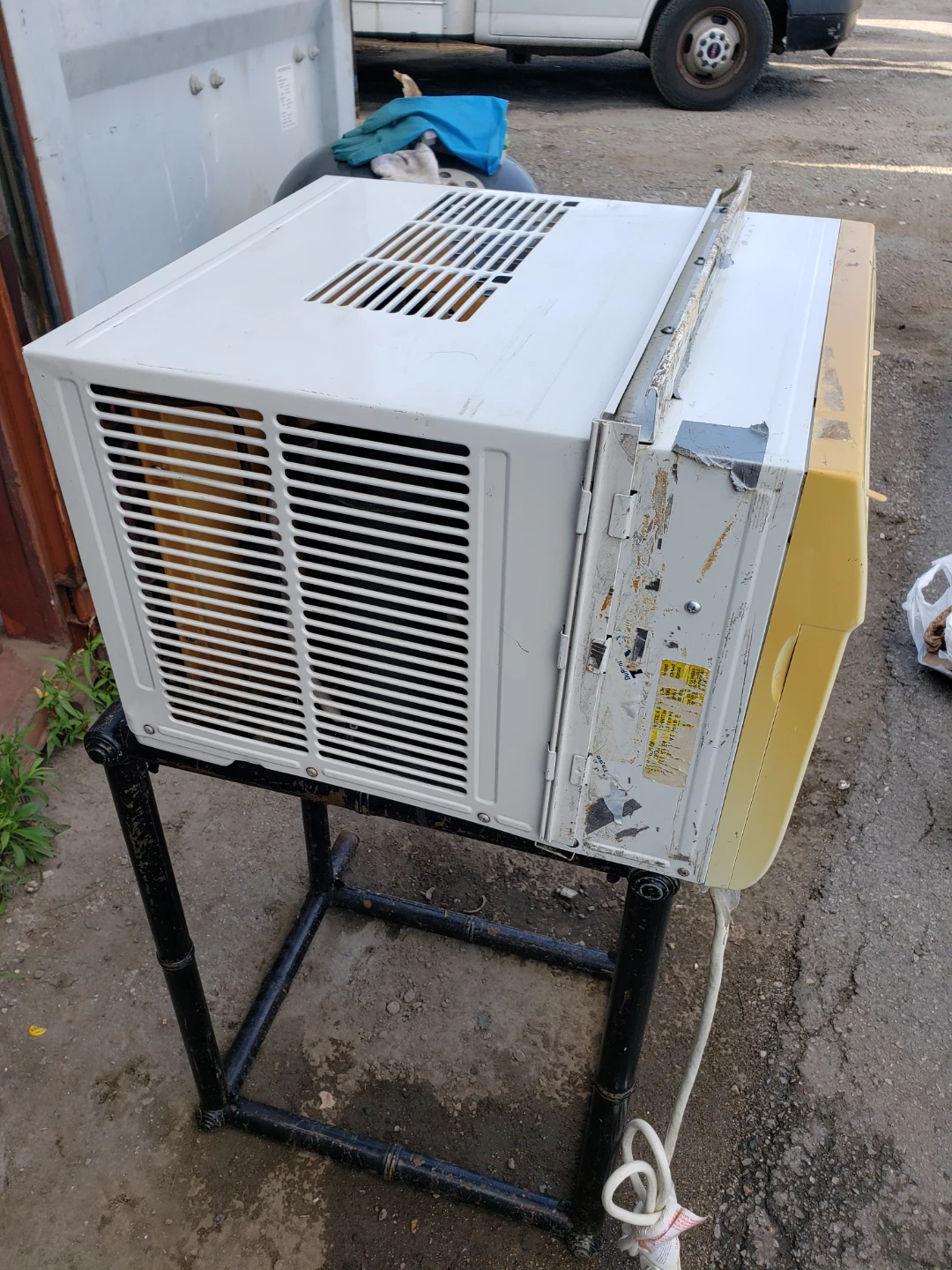 Air conditioner - photo 2