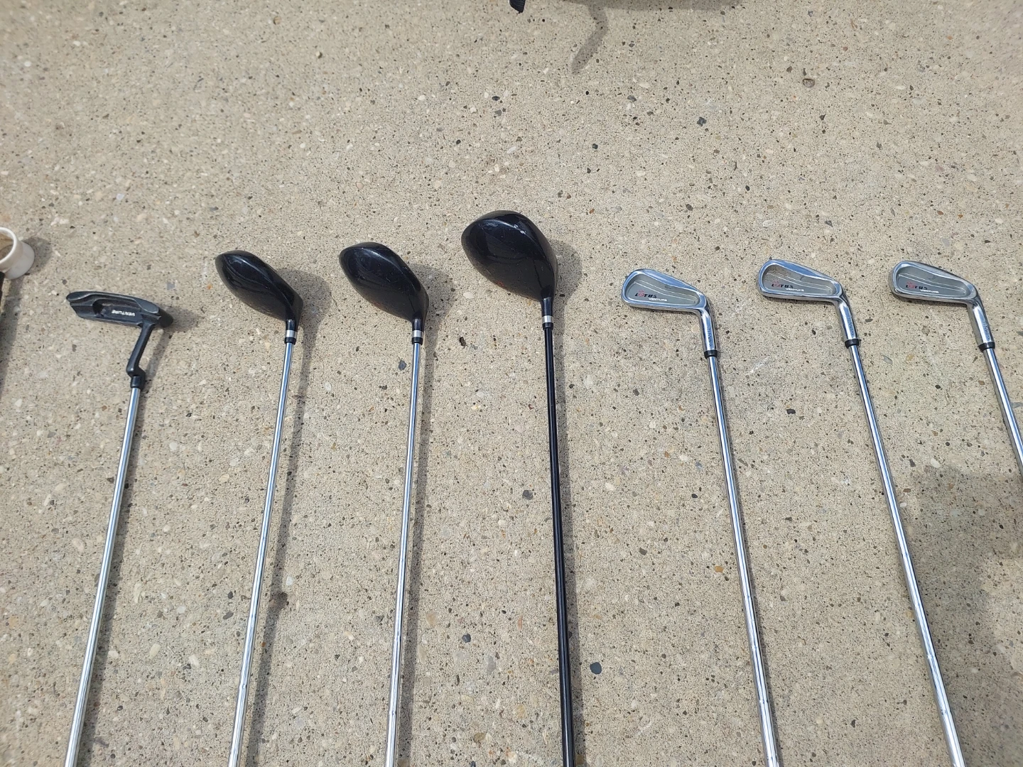 Complete Golf Club Set with Golf Bag and Balls - photo 4