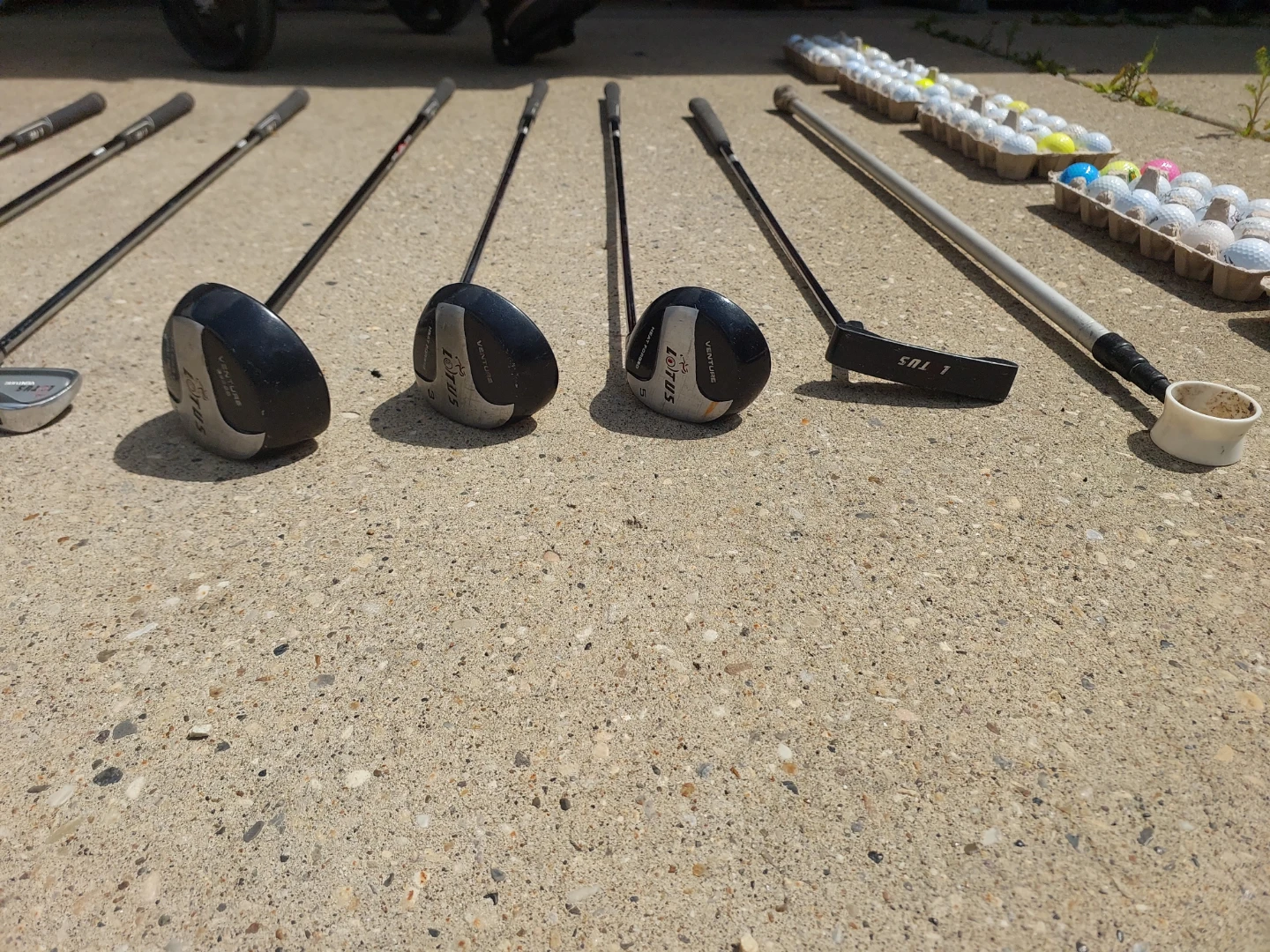 Complete Golf Club Set with Golf Bag and Balls - photo 5