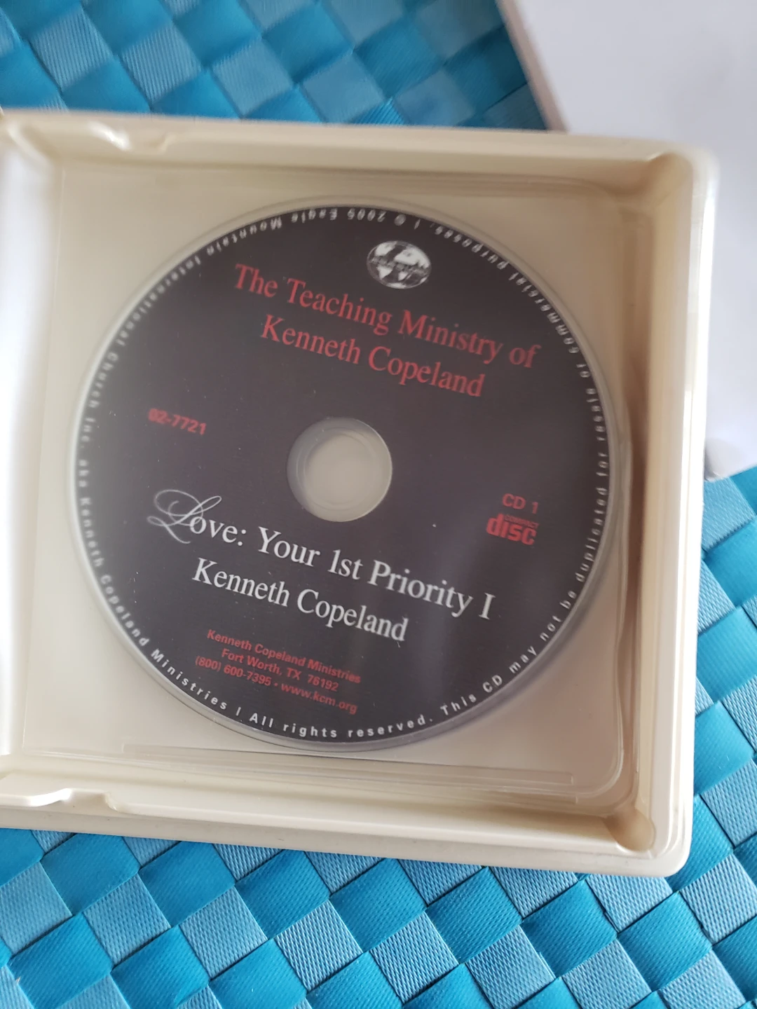 Kenneth Copeland Love: Your 1st Priority I CD Set - photo 3