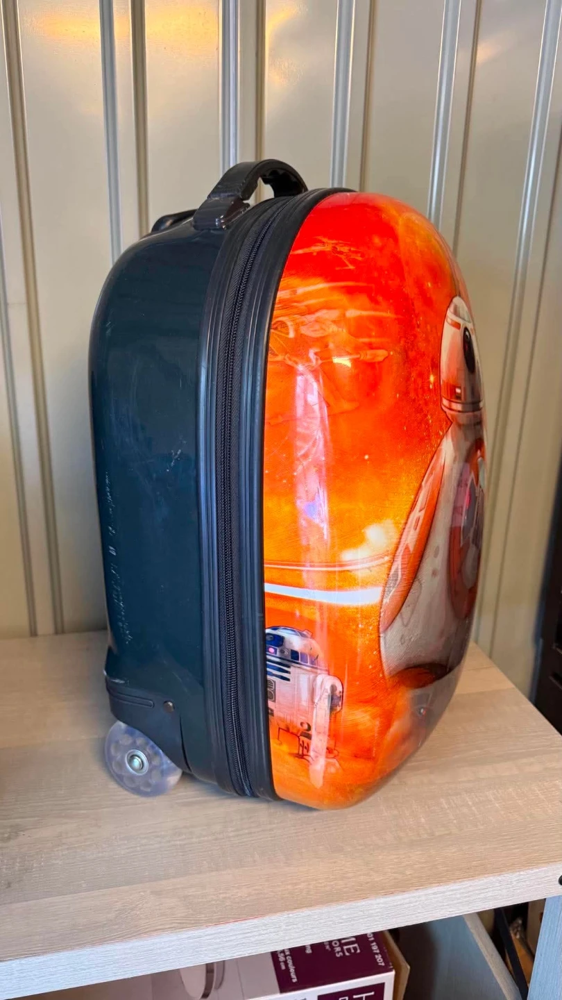 Kids BB-8 Star Wars Rolling Luggage - photo 3