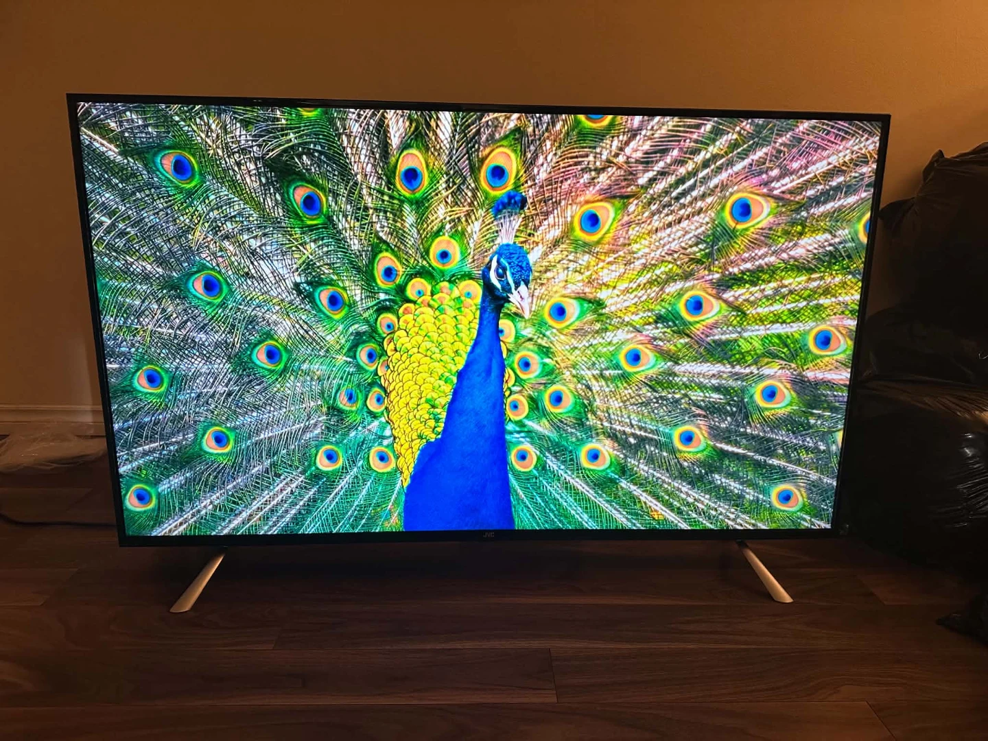 JVC Smart TV with Google TV 43 4k - photo 4