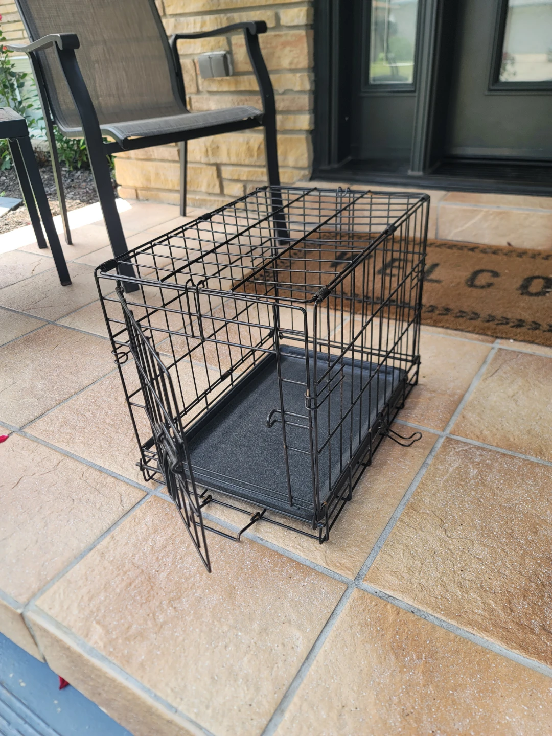 Black Metal Dog Crate with Tray