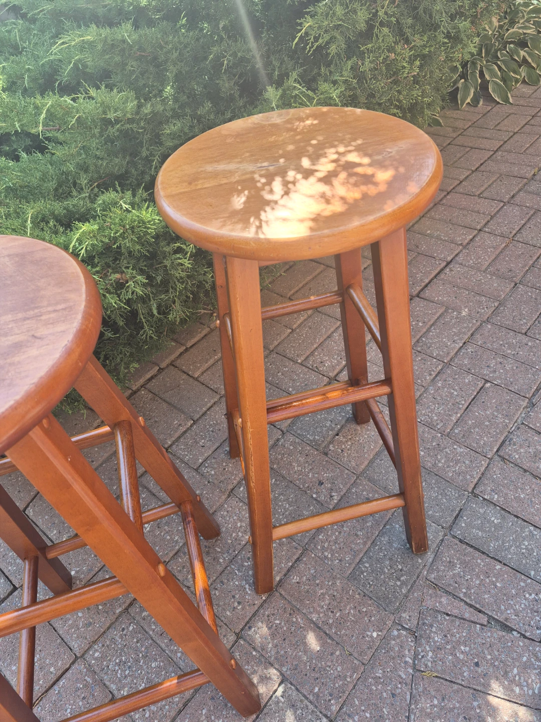 Set of 2 wooden bar stools - photo 4