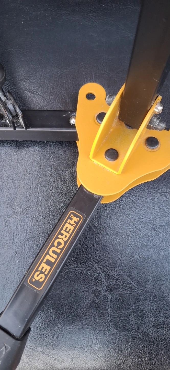Guitar stand - photo 2