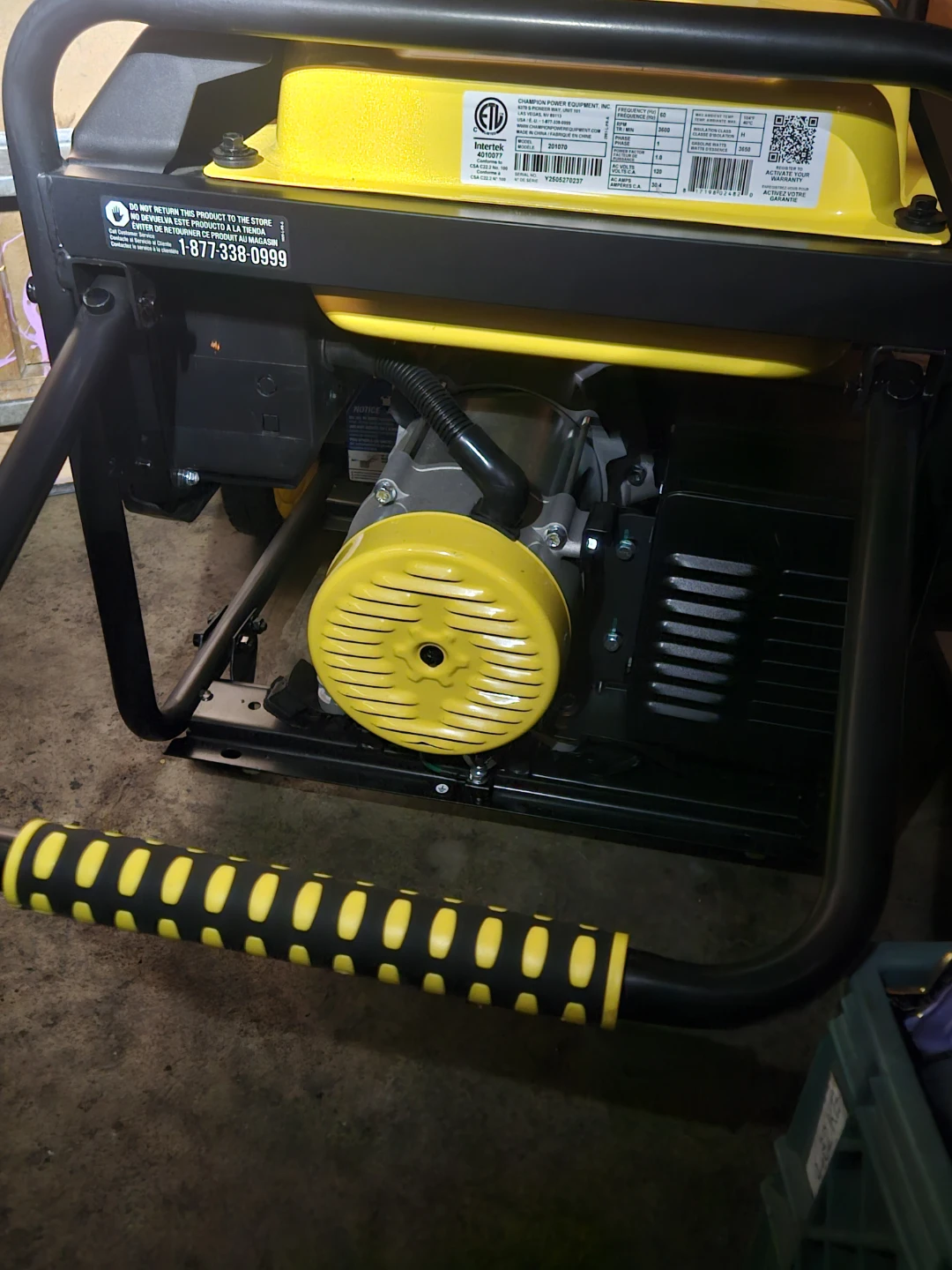 Champion 4550 Watt Generator - photo 3