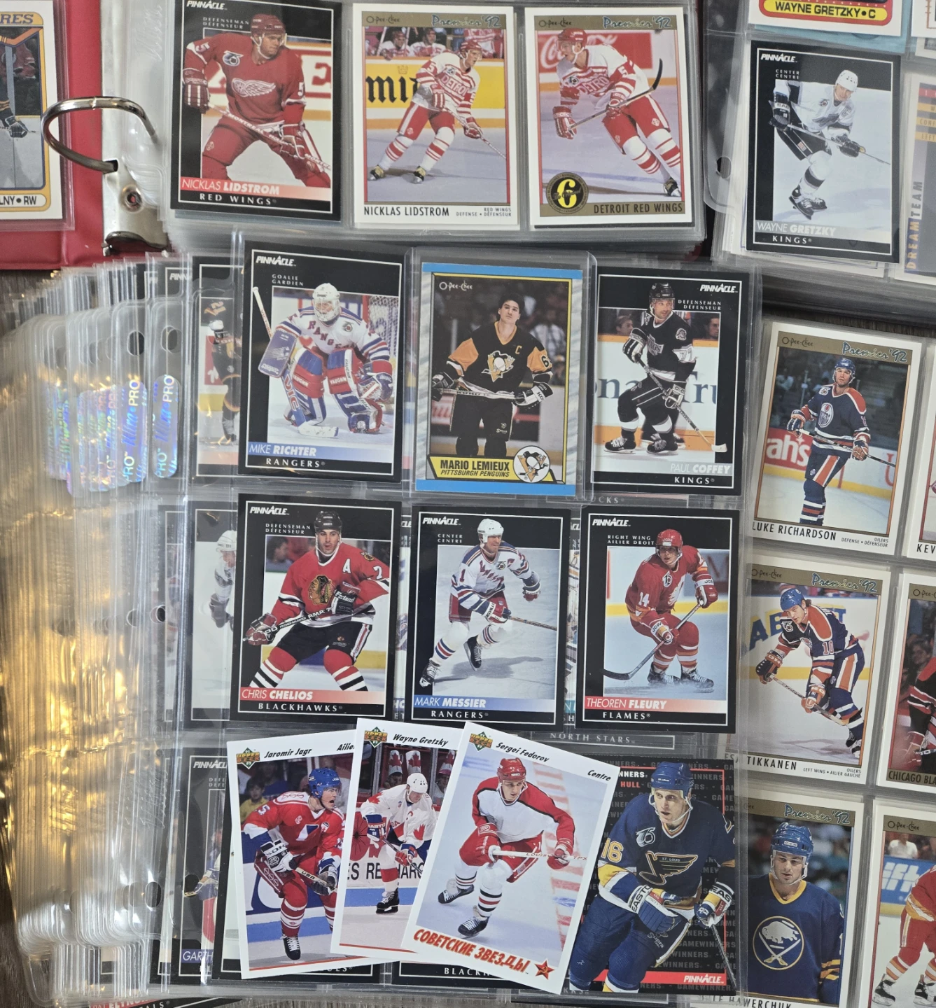 Huge 3000 Plus Hockey Card Lot. Rookies/Stars - photo 4