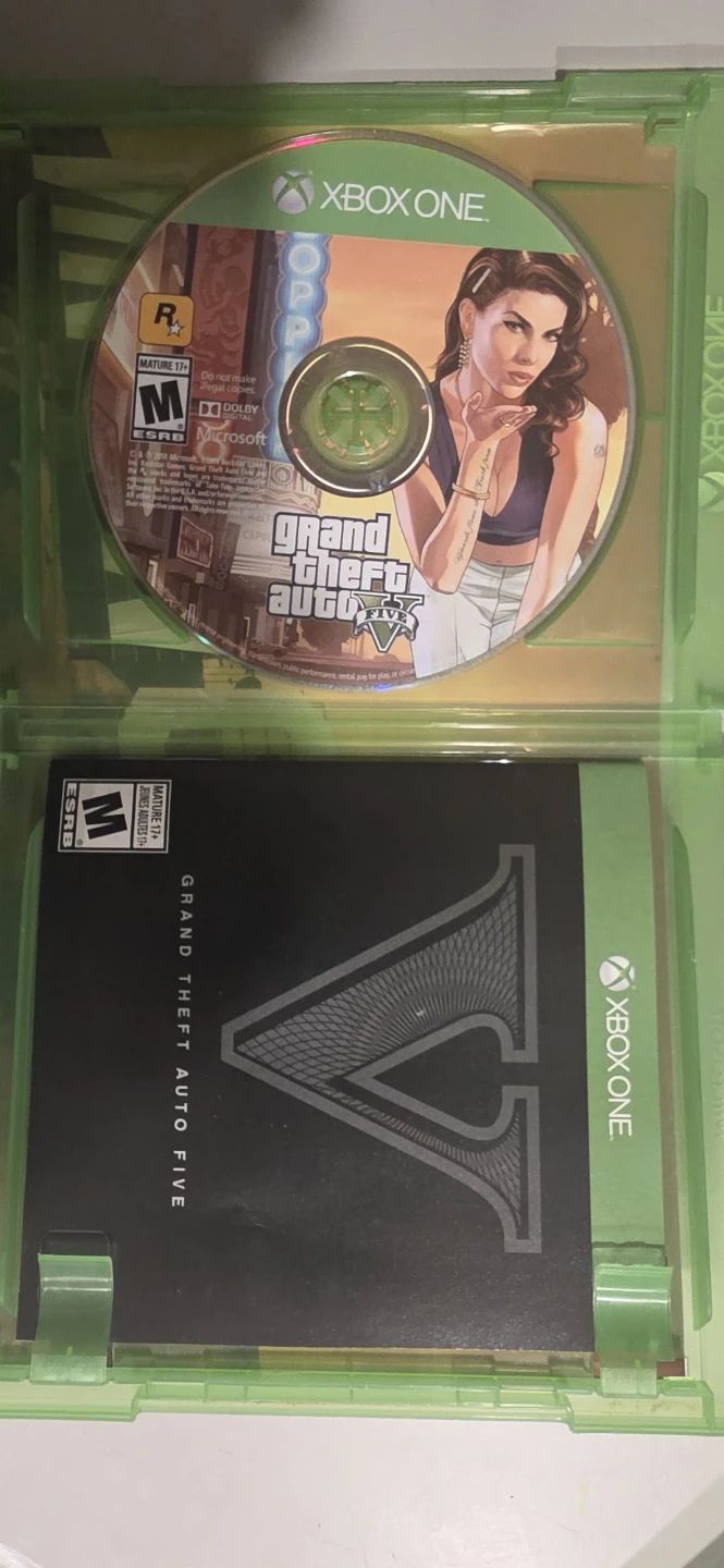 Grand Theft Auto V - Xbox One - photo 2