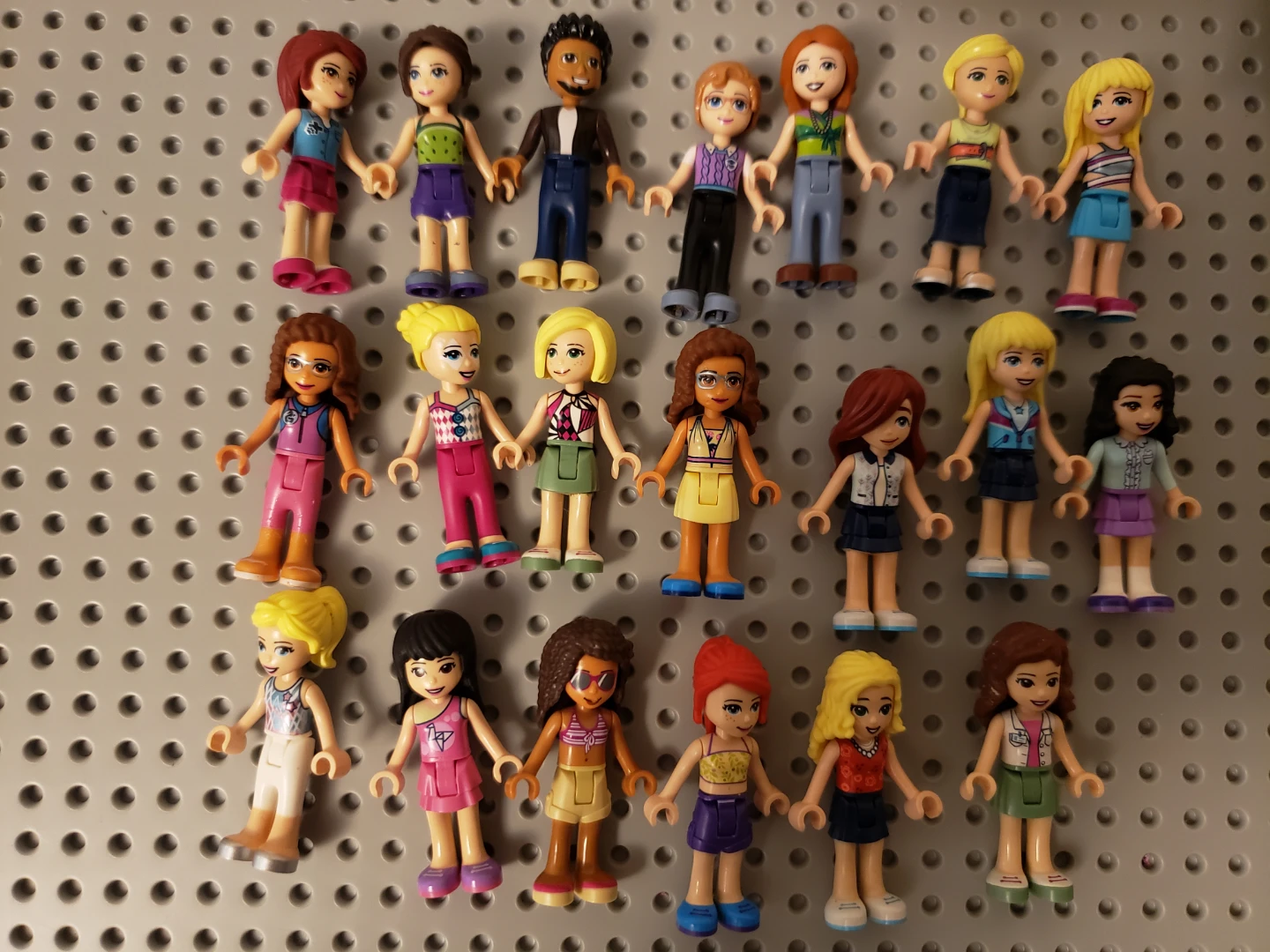Lego Friends minifigures Lots - photo 2