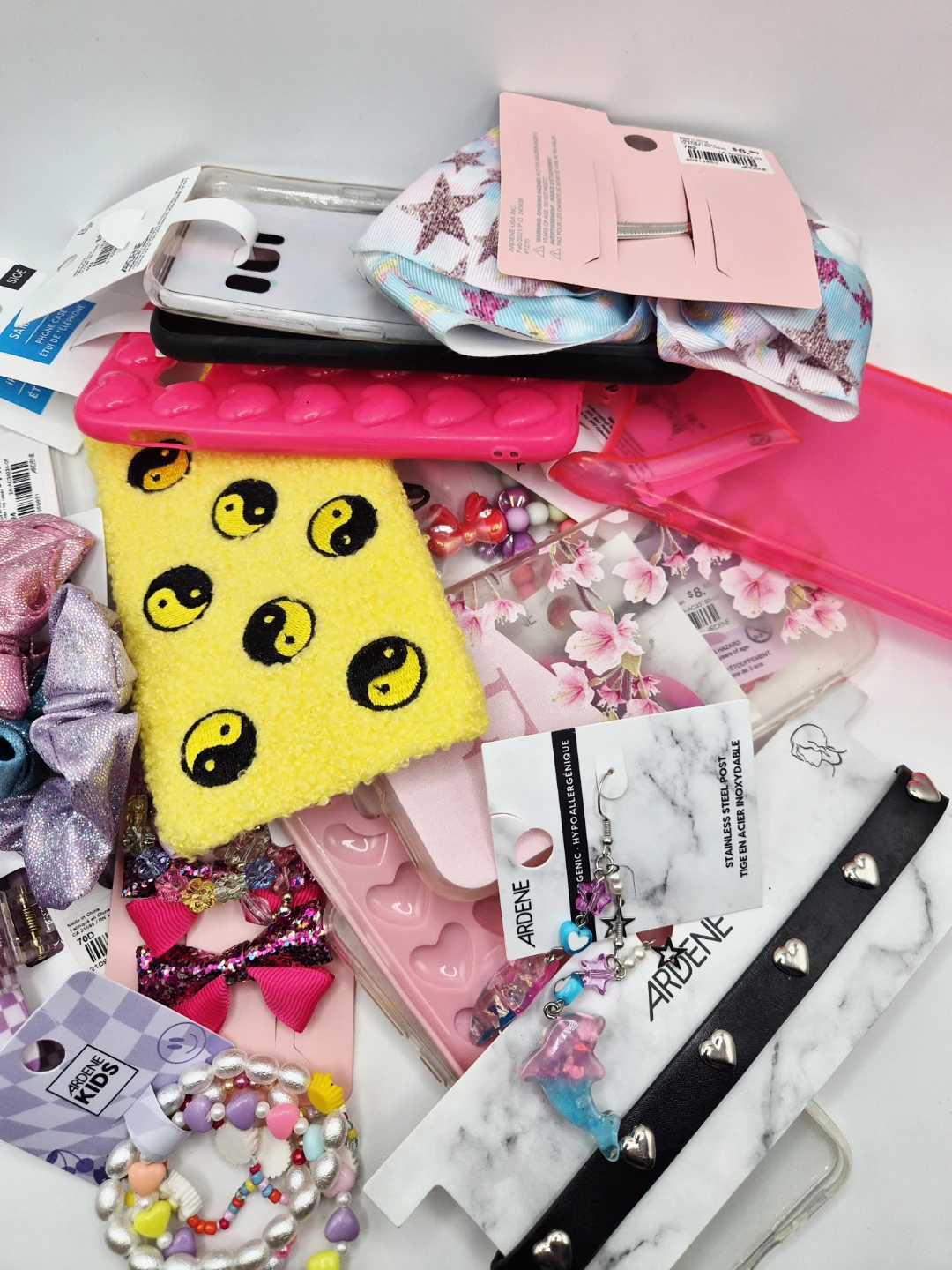 🤯 BRAND NEW TAKE ALL Assorted Accessories & Phone Cases - photo 4